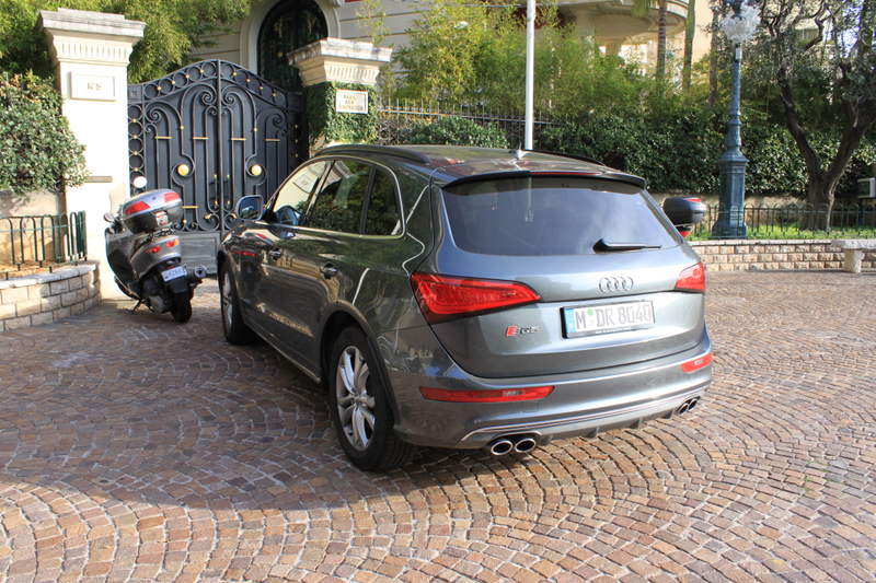 Illustration for article titled Mediterranean Cruise Car Spotting and Other Cool Stuff Photo Dump